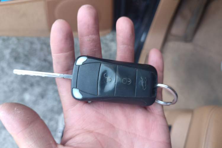 Used Porsche Cayenne 2007 Cayenne 3.6L Vehicle Key