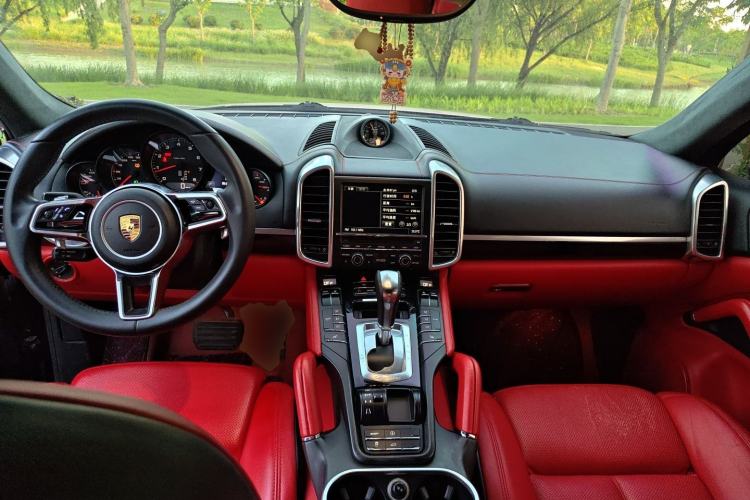 Used Porsche Cayenne 2007 Cayenne 3.6L Center Console