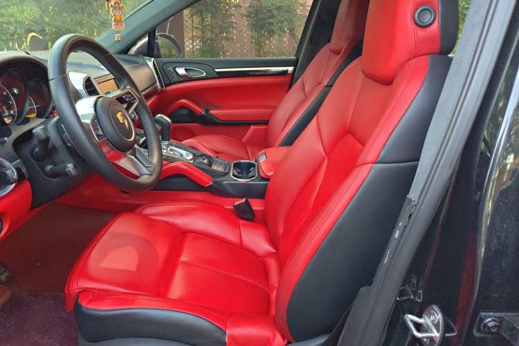Used Porsche Cayenne 2007 Cayenne 3.6L Left Front Seat