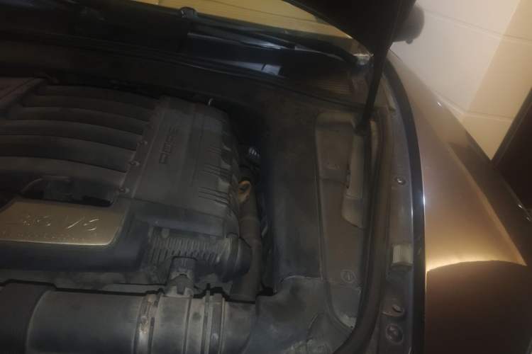 Used Porsche Cayenne 2007 Cayenne 3.6L Engine Bay Left