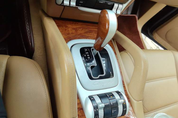 Used Porsche Cayenne 2007 Cayenne 3.6L Gear Lever