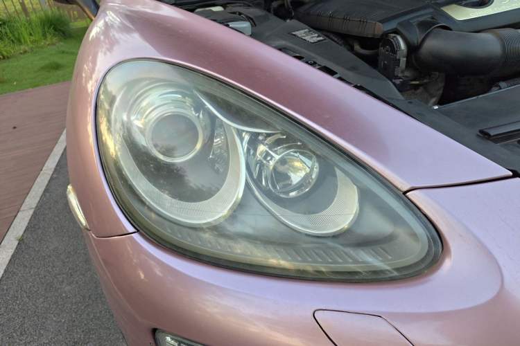 Used Porsche Cayenne 2007 Cayenne 3.6L Right Front Headlight