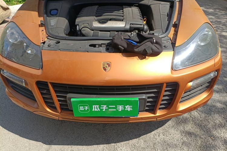 Used Porsche Cayenne 2007 Cayenne 3.6L Engine Bay