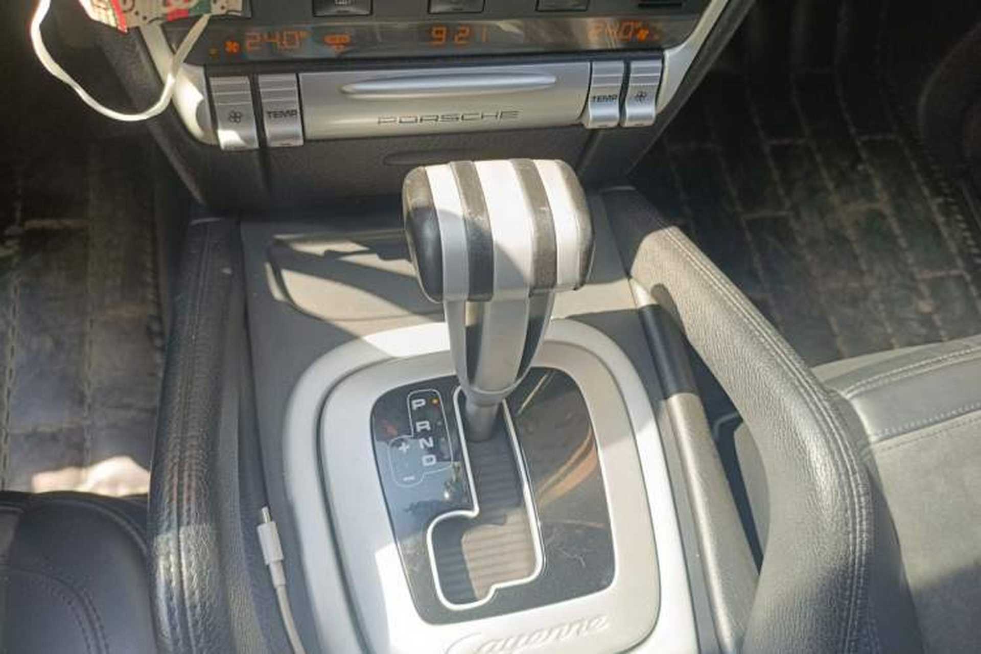Used Porsche Cayenne 2007 Cayenne 3.6L Gear Lever
