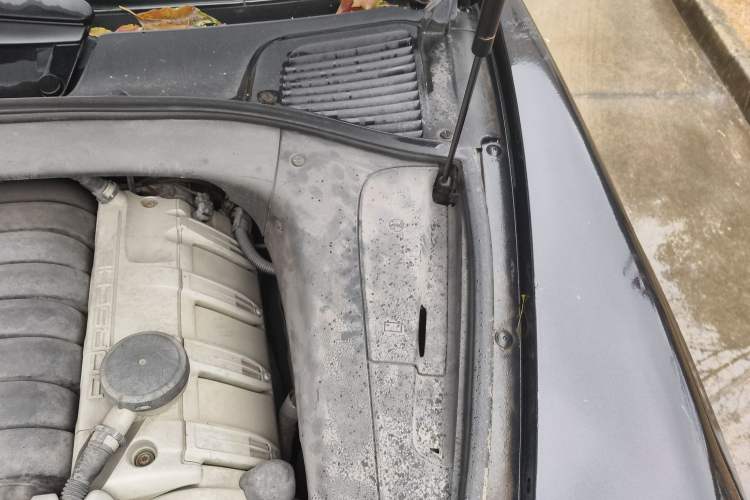 Used Porsche Cayenne 2008 Cayenne GTS 4.8L Engine Bay Left