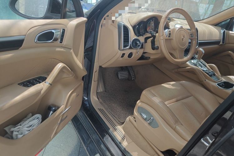 Used Porsche Cayenne  Driver Seat