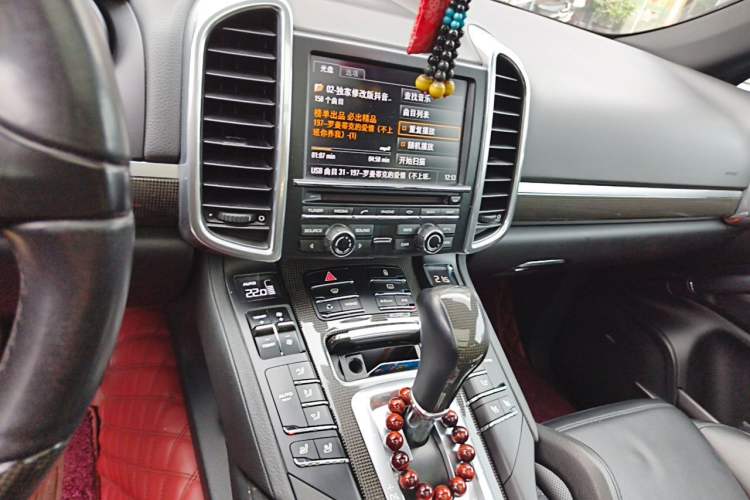 Used Porsche Cayenne 2011 Cayenne 3.0T Audio And AC Panel