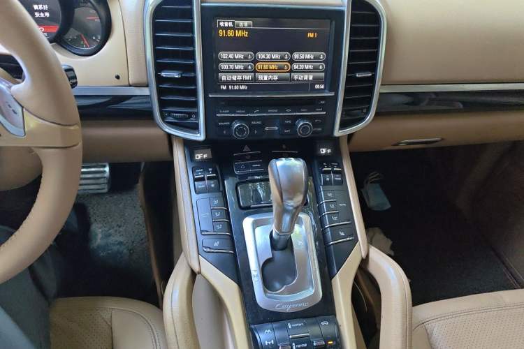 Used Porsche Cayenne 2011 Cayenne 3.0T Audio And AC Panel