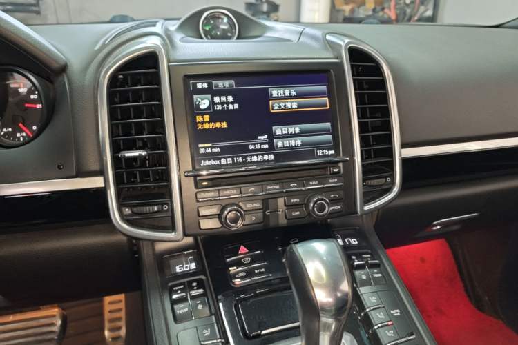 Used Porsche Cayenne 2011 Cayenne 3.0T Audio And AC Panel
