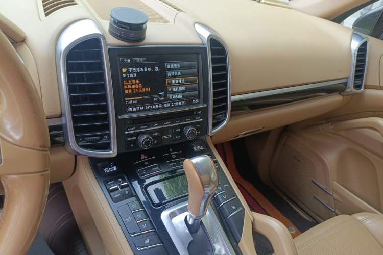 Used Porsche Cayenne 2011 Cayenne 3.0T Audio And AC Panel