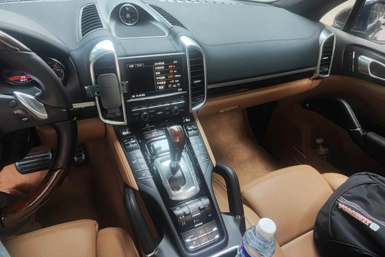 Used Porsche Cayenne 2011 Cayenne S 4.8L Audio And AC Panel