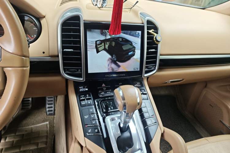 Used Porsche Cayenne 2011 Cayenne 3.0T Audio And AC Panel