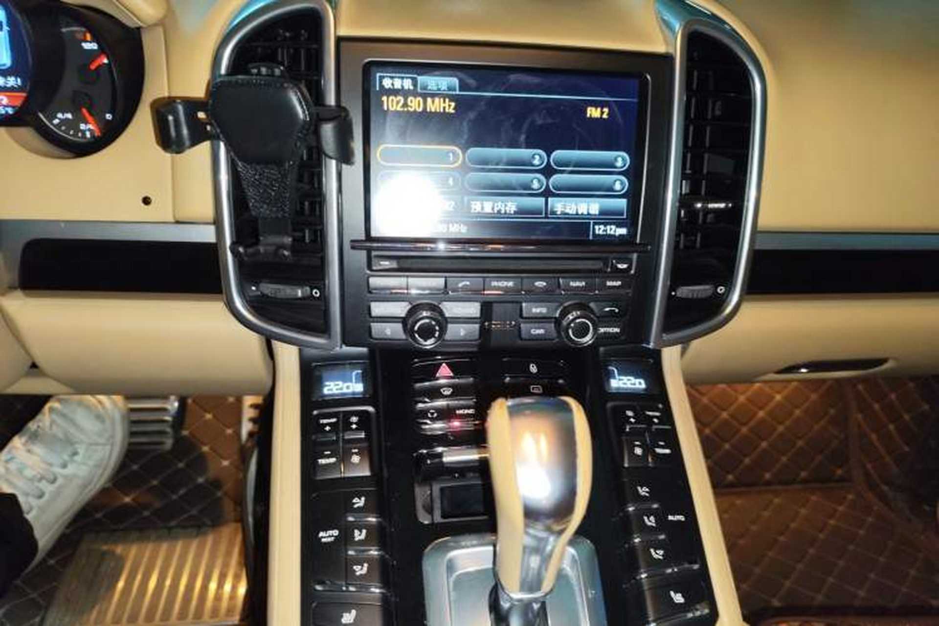 Used Porsche Cayenne 2011 Cayenne 3.0T Audio And AC Panel