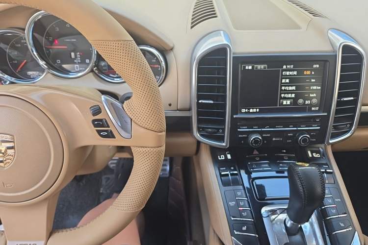 Used Porsche Cayenne 2011 Cayenne 3.0T Audio And AC Panel