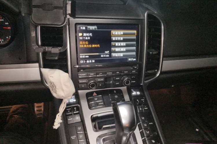 Used Porsche Cayenne 2011 Cayenne 3.0T Audio And AC Panel