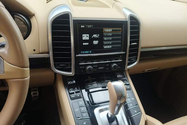 Used Porsche Cayenne 2011 Cayenne 3.0T Audio And AC Panel