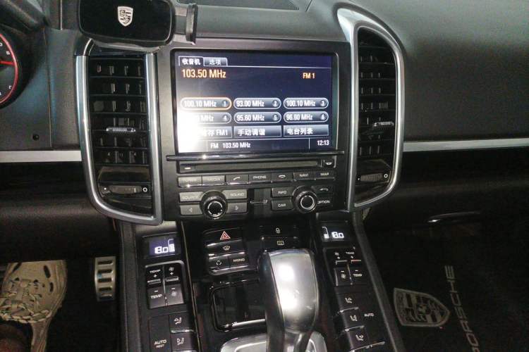 Used Porsche Cayenne 2011 Cayenne 3.0T Audio And AC Panel