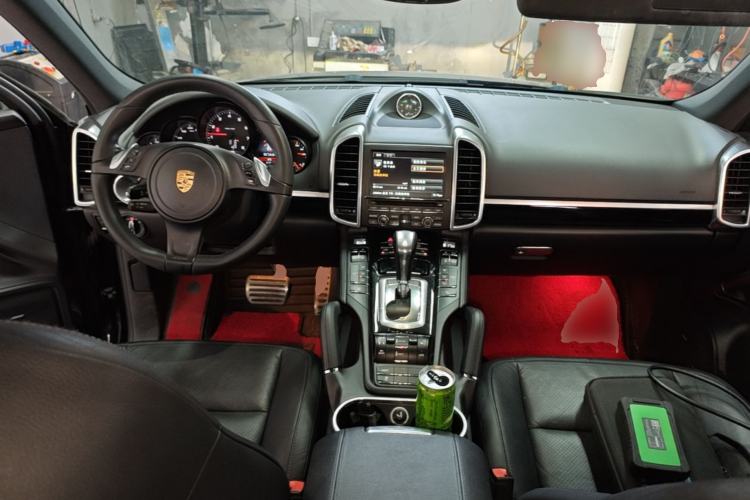 Used Porsche Cayenne 2011 Cayenne 3.0T Center Console