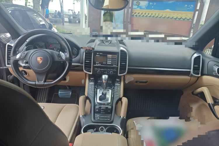 Used Porsche Cayenne 2011 Cayenne 3.0T Center Console