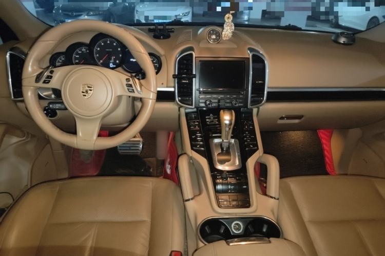 Used Porsche Cayenne 2011 Cayenne 3.0T Center Console
