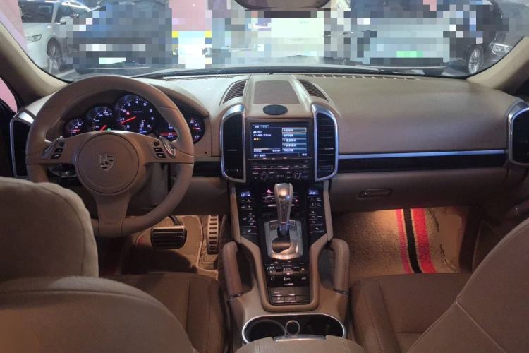Used Porsche Cayenne 2011 Cayenne 3.0T Center Console