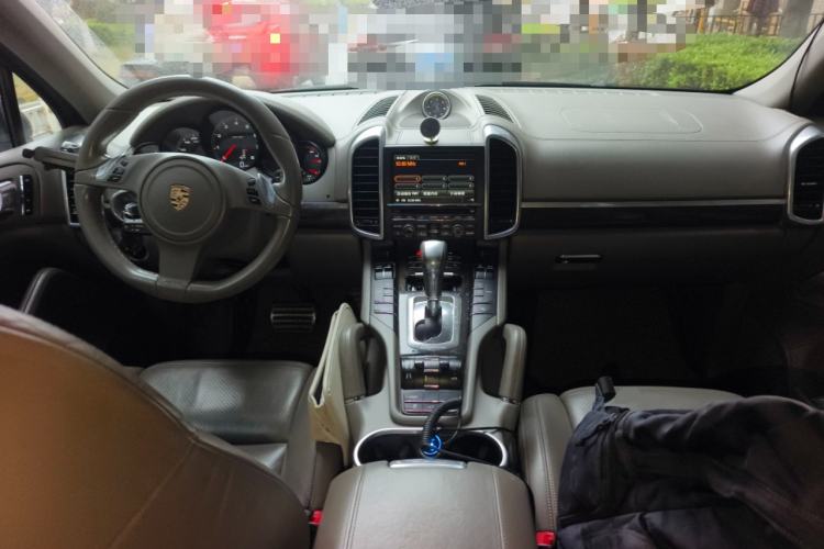 Used Porsche Cayenne 2011 Cayenne 3.0T Center Console