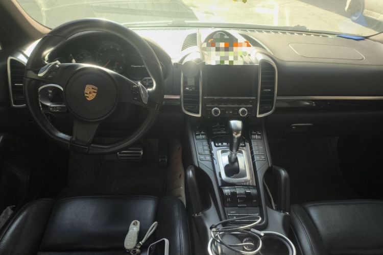 Used Porsche Cayenne 2011 Cayenne 3.0T Center Console