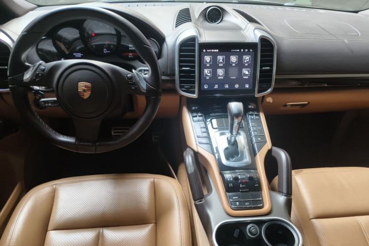 Used Porsche Cayenne 2011 Cayenne 3.0T Center Console