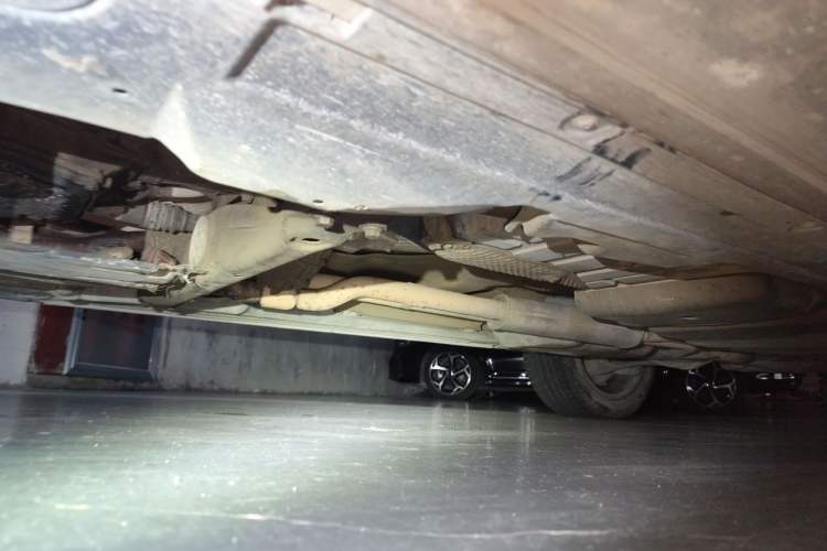 Used Porsche Cayenne  Chassis Front Left