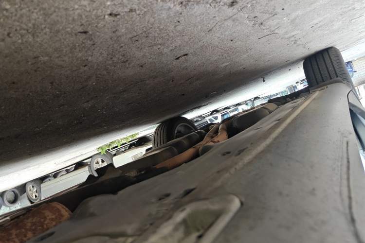 Used Porsche Cayenne 2011 Cayenne S 4.8L Chassis Front Right