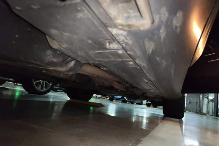 Used Porsche Cayenne 2011 3.6L automatic transmission U.S. specification Chassis Front Right