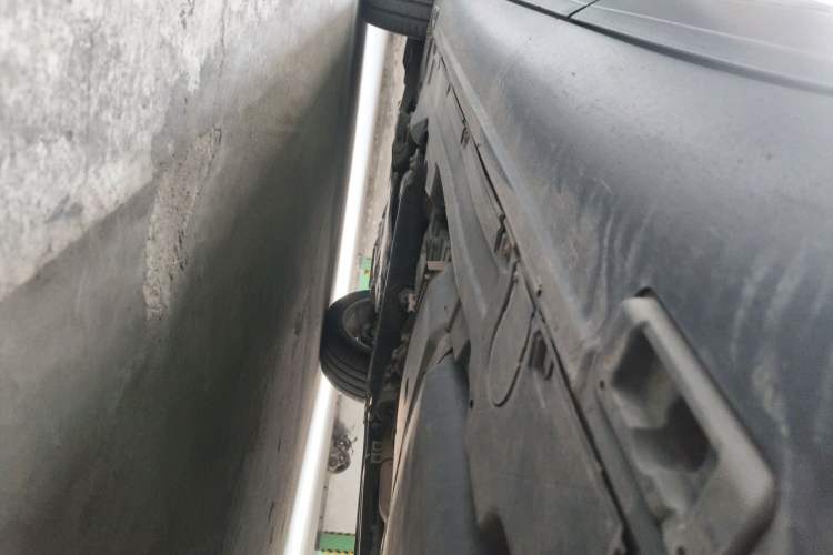 Used Porsche Cayenne 2011 Cayenne 3.0T Chassis Rear Left