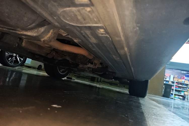 Used Porsche Cayenne 2011 Cayenne S 4.8L Chassis Rear Right