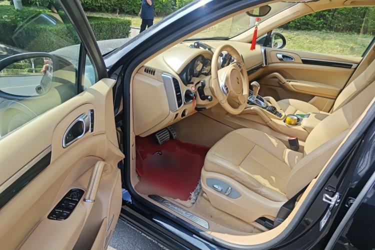 Used Porsche Cayenne 2011 Cayenne S 4.8L Driver Seat