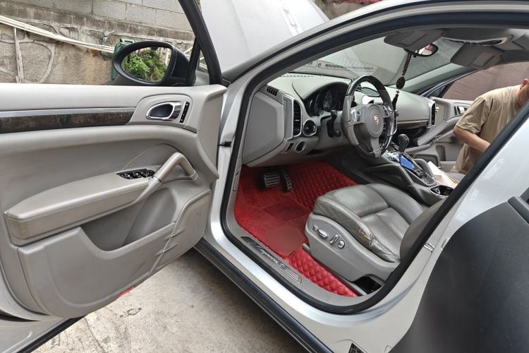 Used Porsche Cayenne 2011 Cayenne S 4.8L Driver Seat