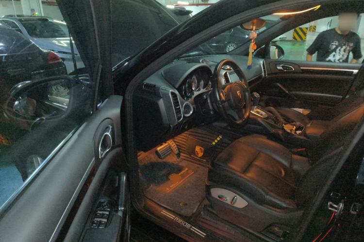 Used Porsche Cayenne 2011 Cayenne S Hybrid 3.0T Driver Seat
