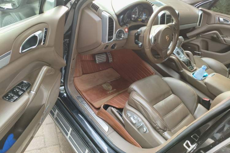 Used Porsche Cayenne 2011 Cayenne Turbo 4.8T Driver Seat