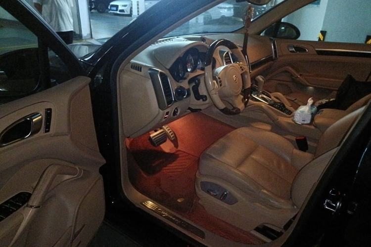 Used Porsche Cayenne 2011 Cayenne S 4.8L Driver Seat
