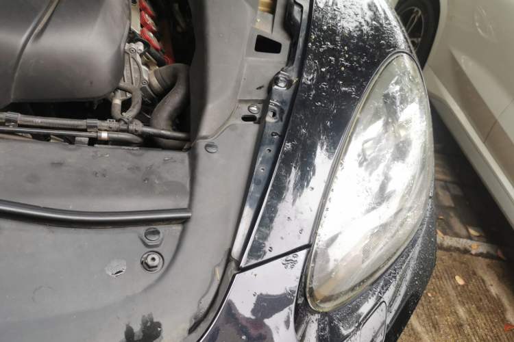 Used Porsche Cayenne 2011 Cayenne 3.0T Engine Bay Left