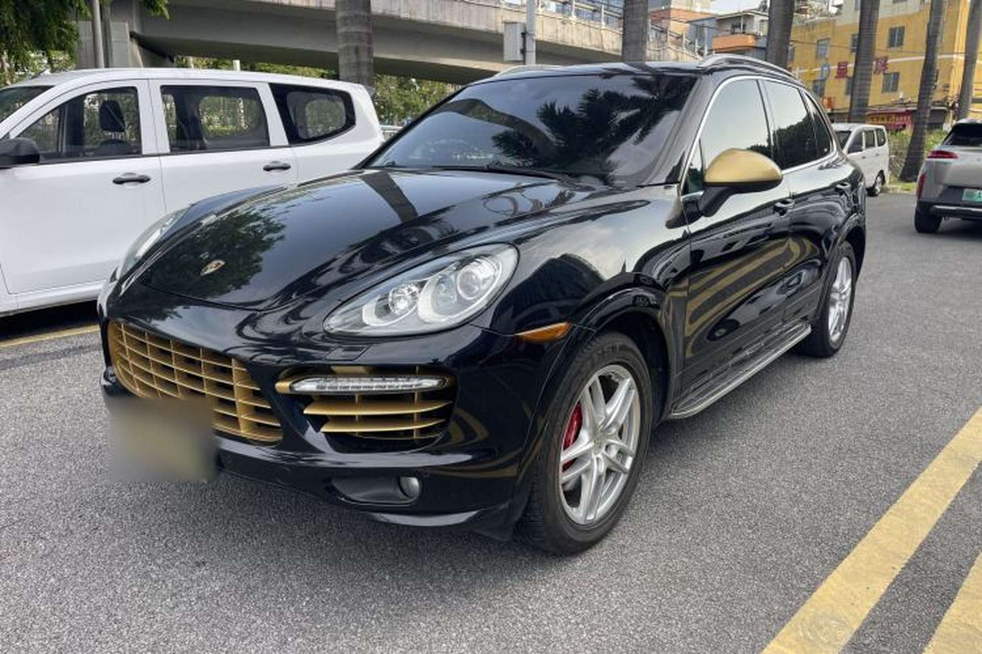 Used Porsche Cayenne 2011 Cayenne S Hybrid 3.0T Front Left 45 Deg