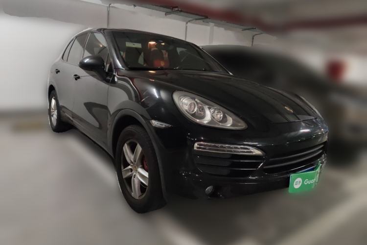 Used Porsche Cayenne 2011 3.6L automatic transmission U.S. specification Front Right 45 Deg