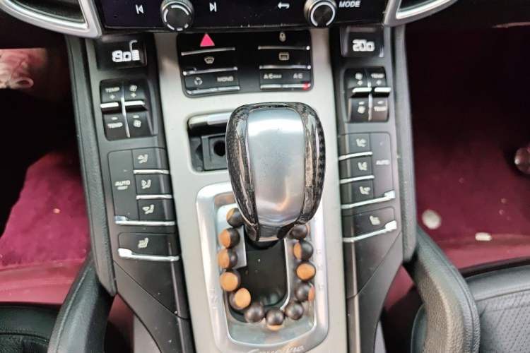 Used Porsche Cayenne 2011 Cayenne 3.0T Gear Lever
