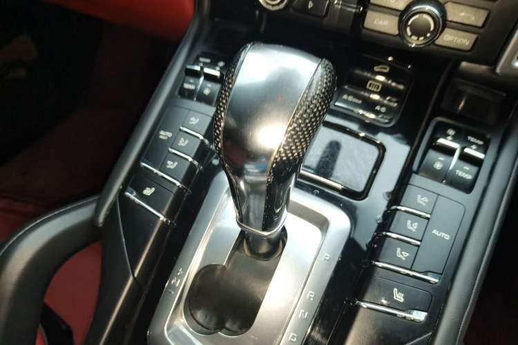 Used Porsche Cayenne 2011 Cayenne 3.0T Gear Lever