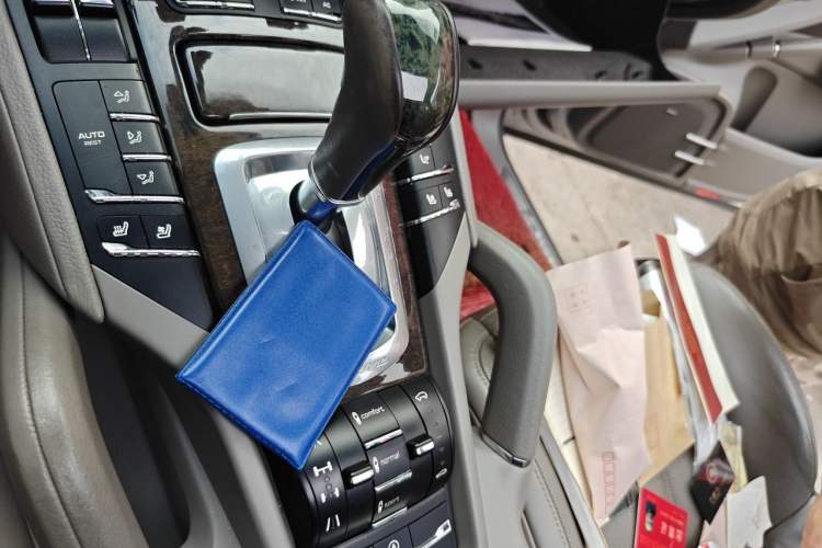Used Porsche Cayenne 2011 Cayenne S 4.8L Gear Lever