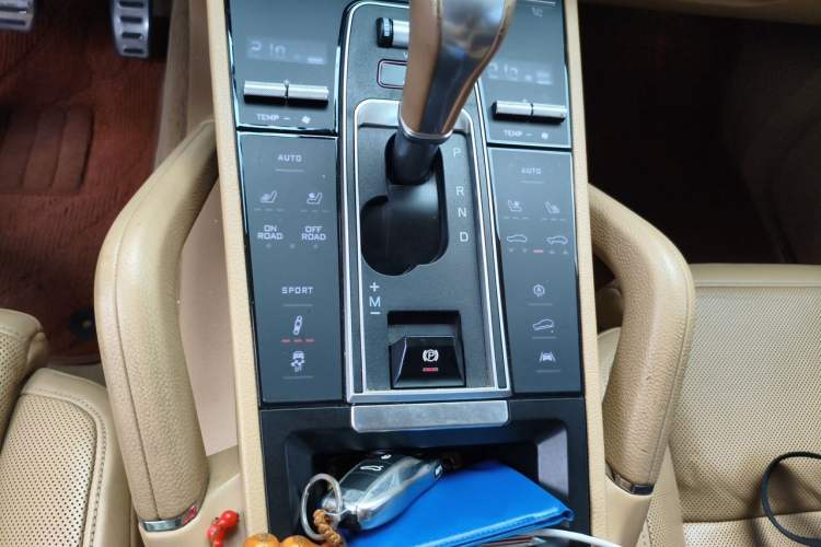 Used Porsche Cayenne 2011 Cayenne 3.0T Gear Lever