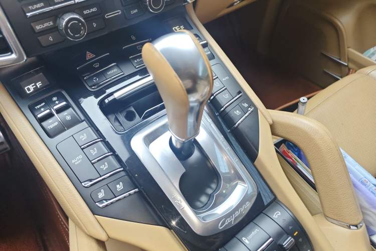 Used Porsche Cayenne 2011 Cayenne 3.0T Gear Lever