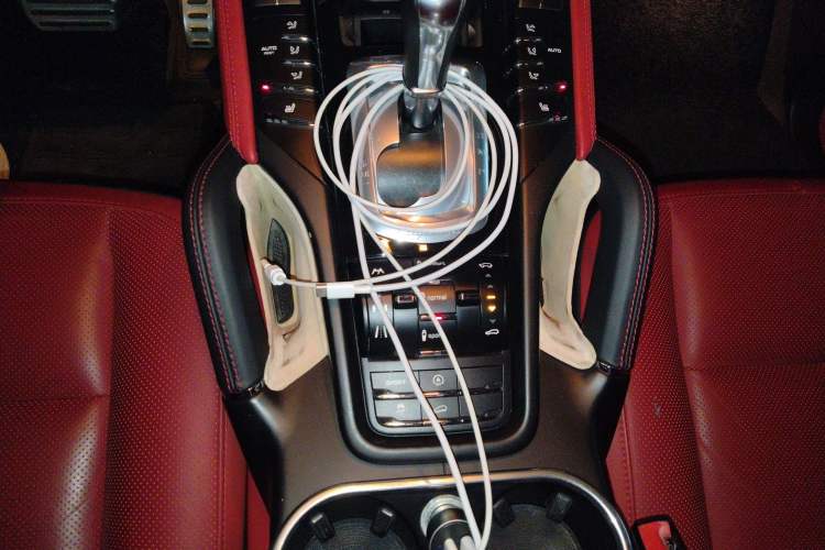 Used Porsche Cayenne 2011 Cayenne S 4.8L Gear Lever