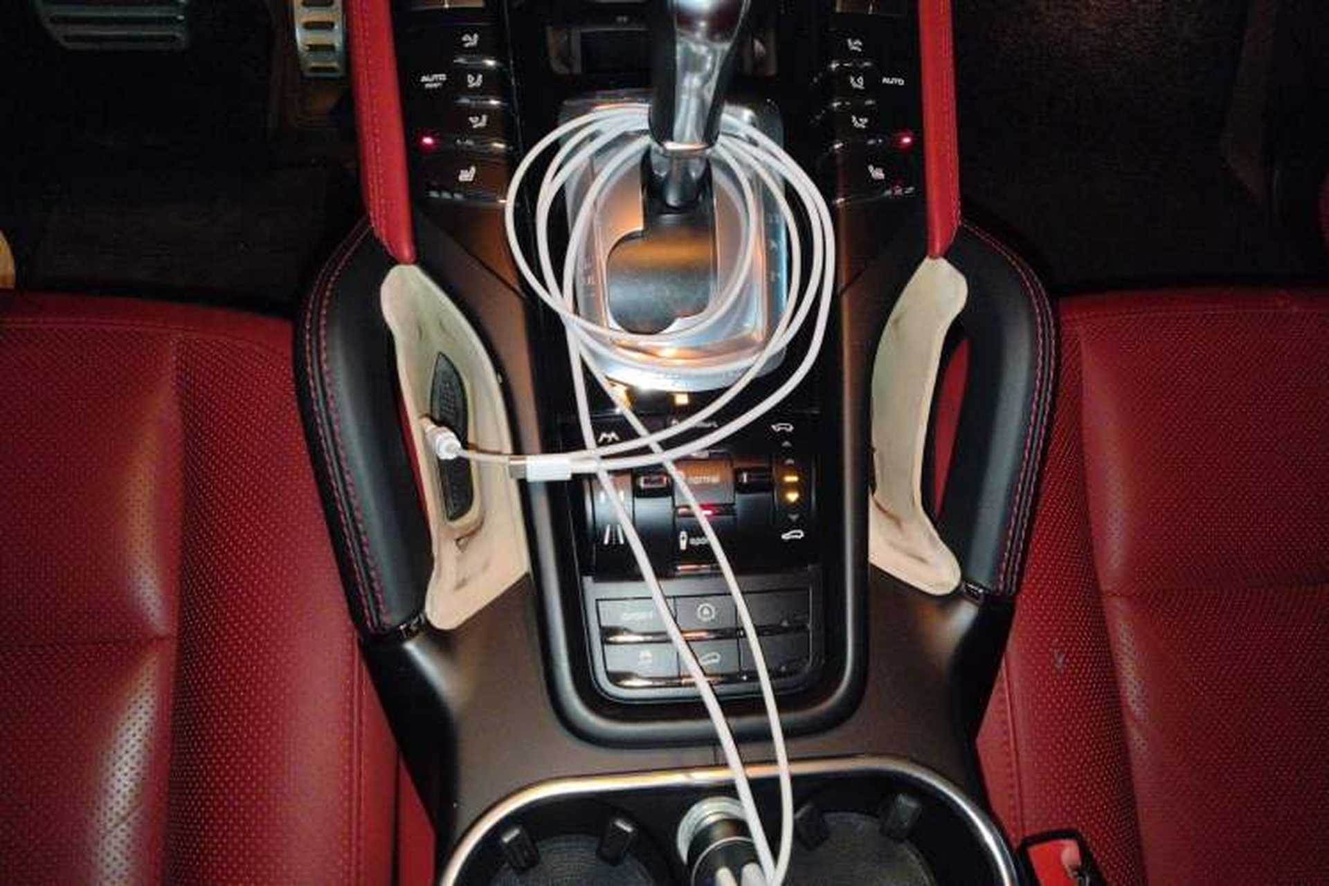 Used Porsche Cayenne 2011 Cayenne S 4.8L Gear Lever