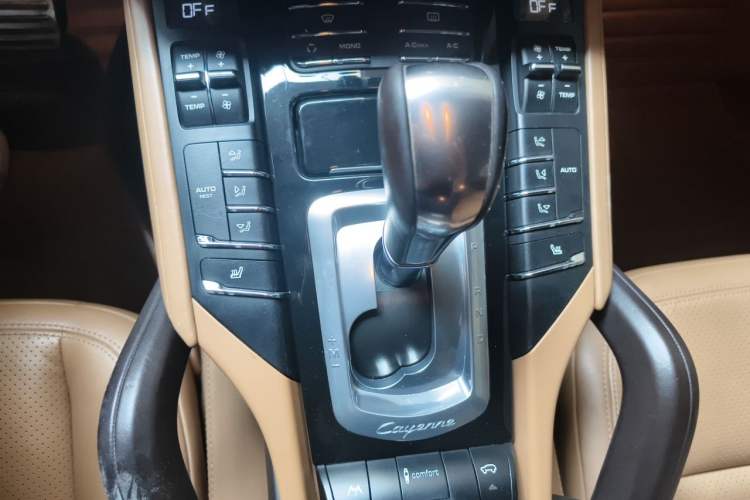 Used Porsche Cayenne 2011 Cayenne 3.0T Gear Lever