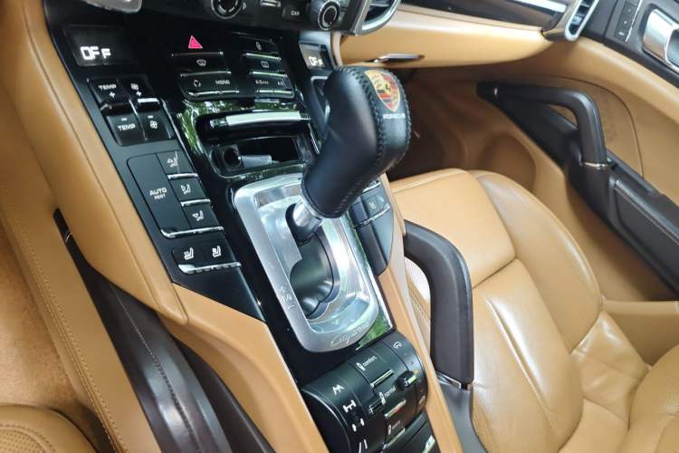Used Porsche Cayenne 2011 Cayenne S 4.8L Gear Lever